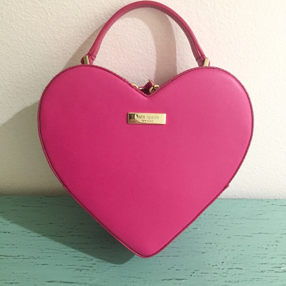 💕FLASH SALE💕 Kate Spade Flirt Heart Crossbody